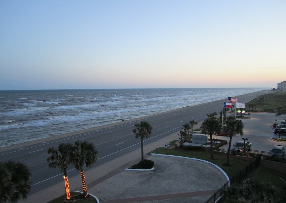 Фото Galveston Beach Condos