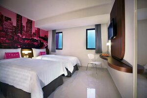 отель Favehotel Pgc Cililitan