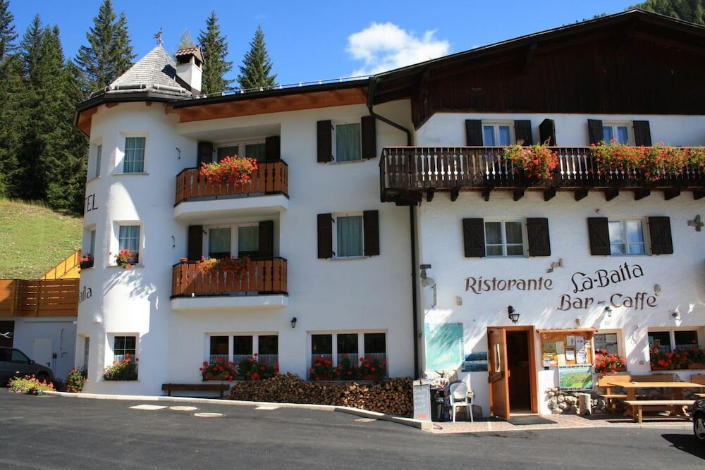 Фото Albergo Ristorante La Baita