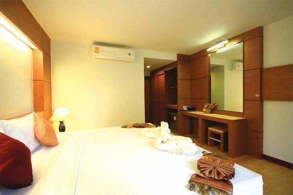 Фото Phi Phi Andaman Resort