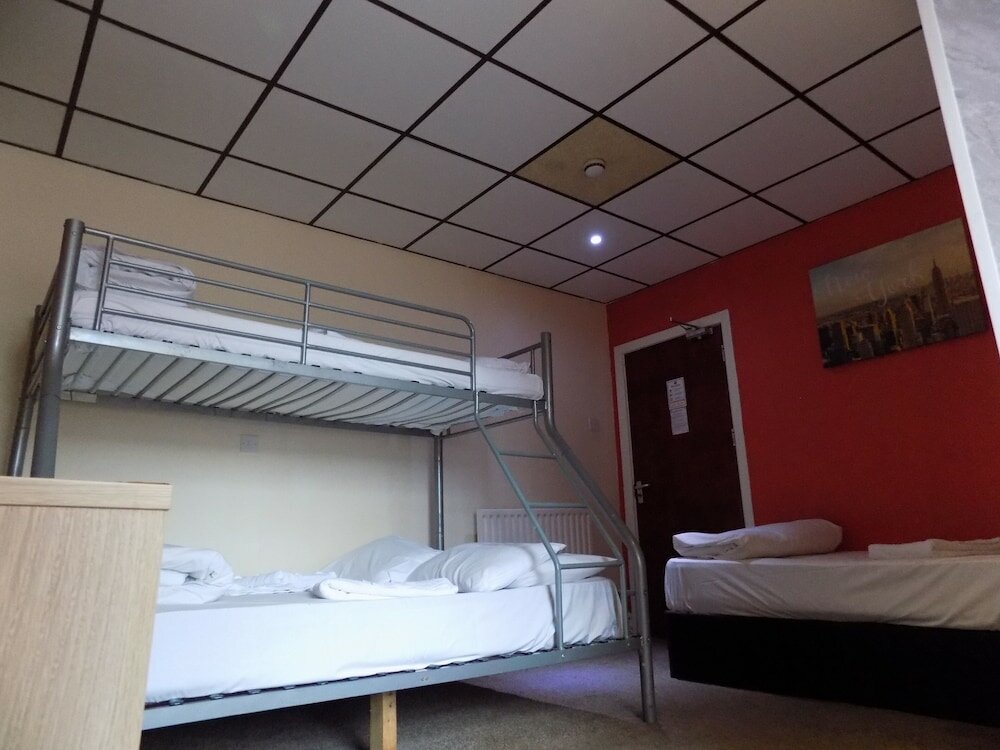 Фото The New Royal Windsor Hotel