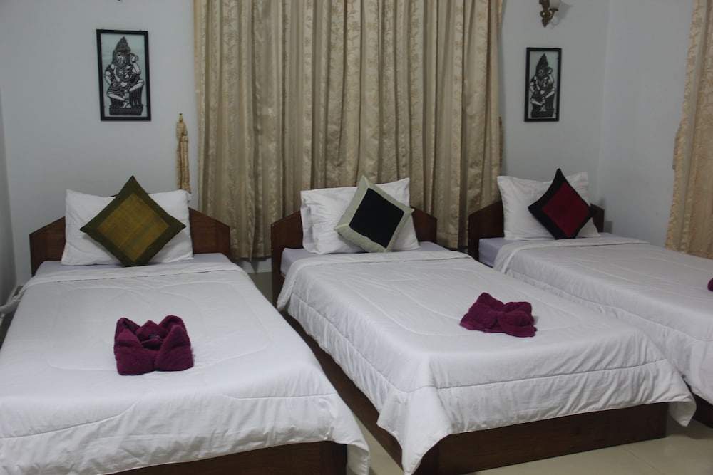 Фото Tropical Breeze Guesthouse