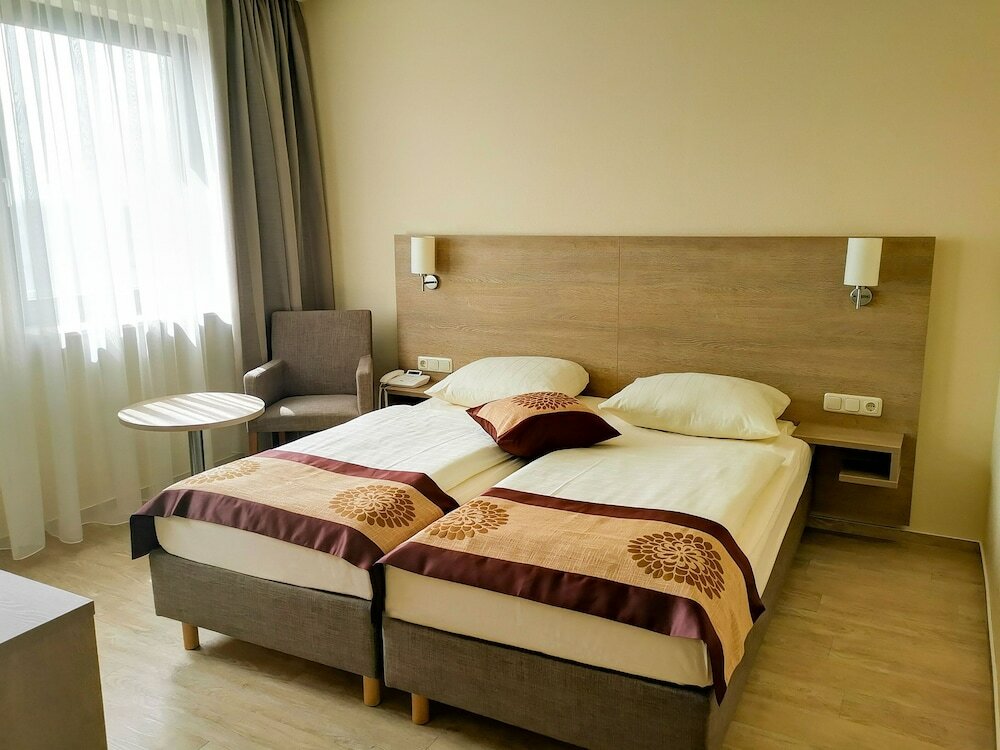 Фото Hotel Mainzer Hof