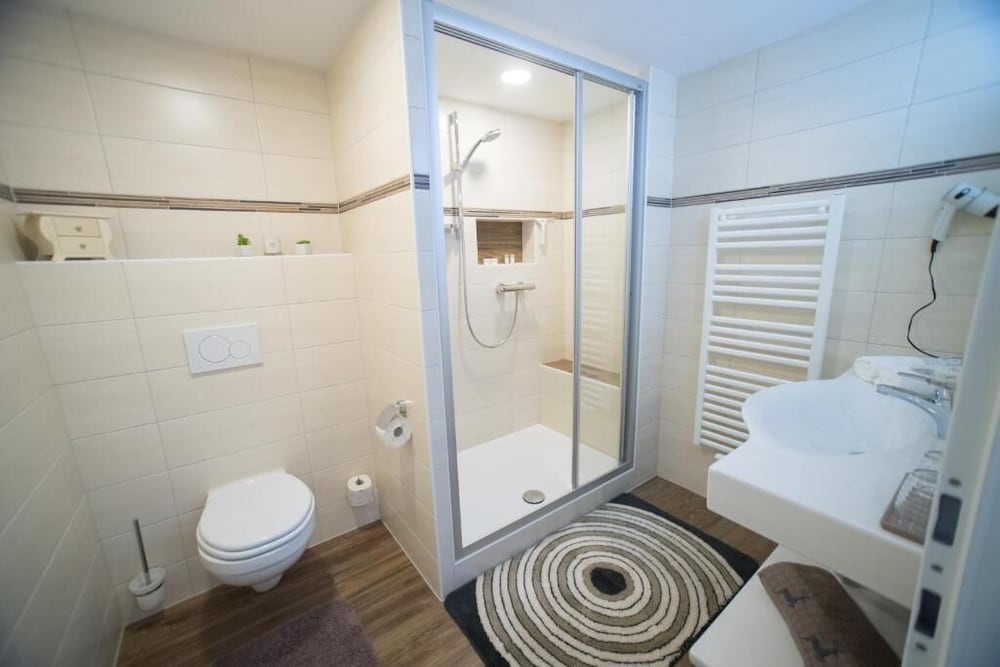 Фото Dormio Gasthof Höllwirt