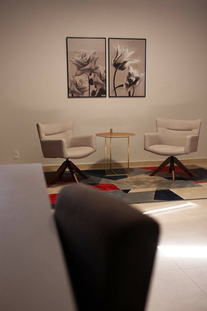 Фото Bristol Infinity Hotel