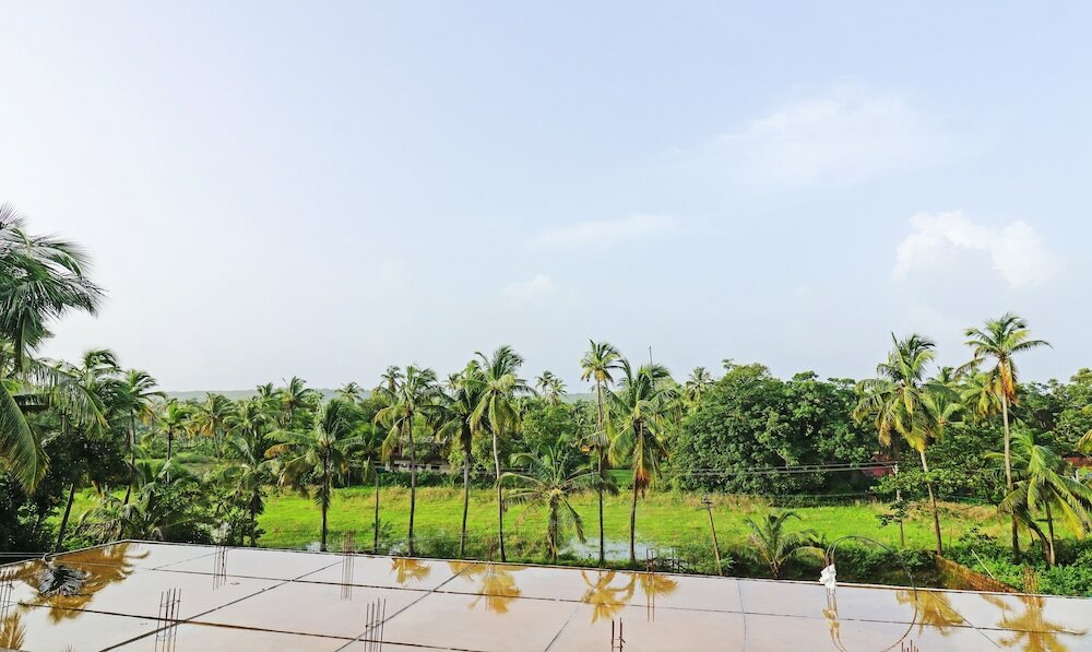 Фото Itsy by Treebo - Morjim Pride