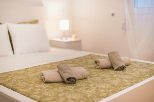 Гостиница Apartment at Megaro Mousikis metro station 1bed 2 pers