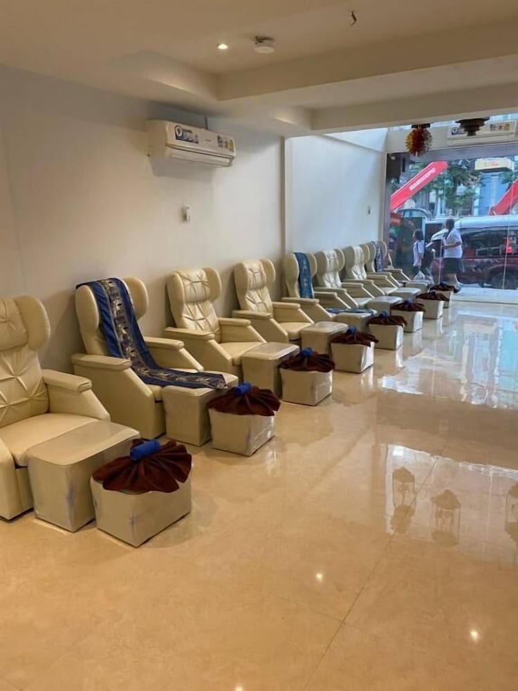 Фото Athena Hotel Bangkok