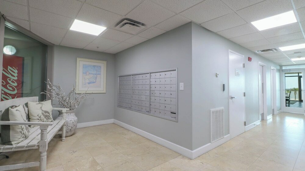 Фото Sea Breeze 1002 Penthouse