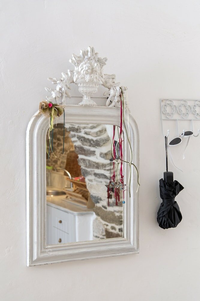 Фото Traditional stonebuilt house