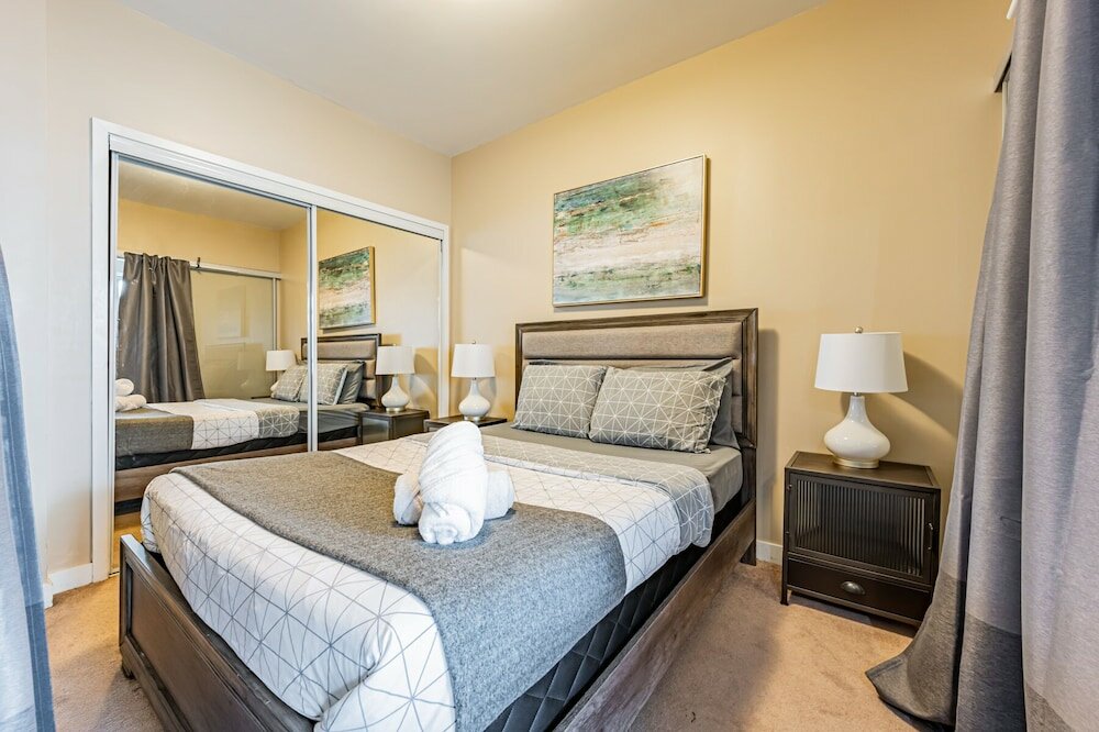 Фото The Bay Suites - Entertainment Dist