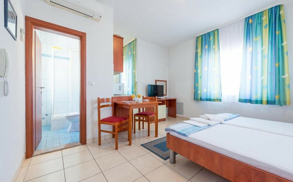 Фото Villa Borna Apartments