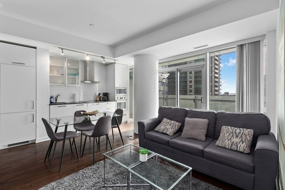 Фото The Bay Suites - Entertainment Dist