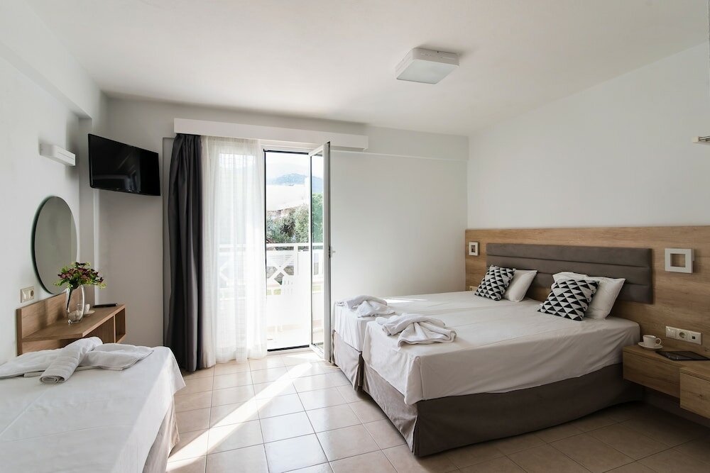 Фото Vagelis Comfort Apartments