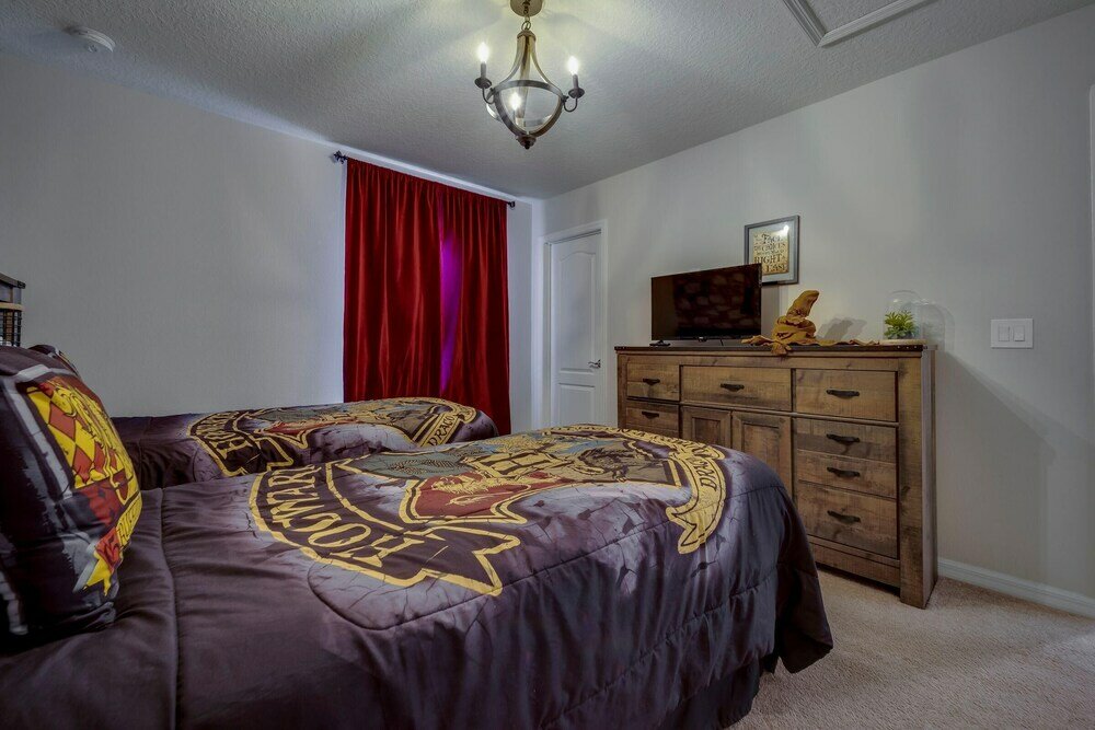 Фото Erin's Windsor at Westside Vacation Home