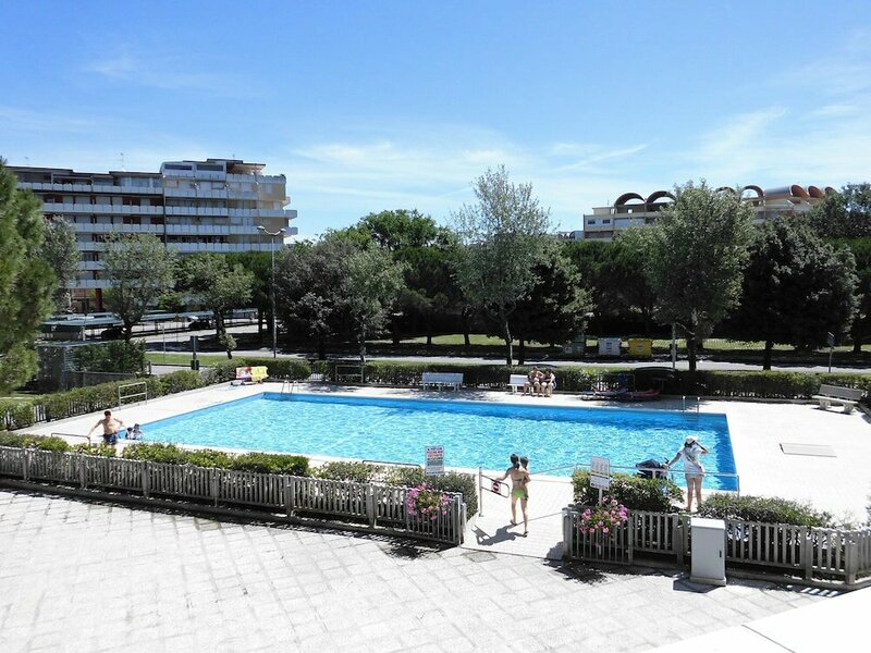 Апартаменты Gorgeous Studio With Terrace and Swimming Pool by Beahost Rentals