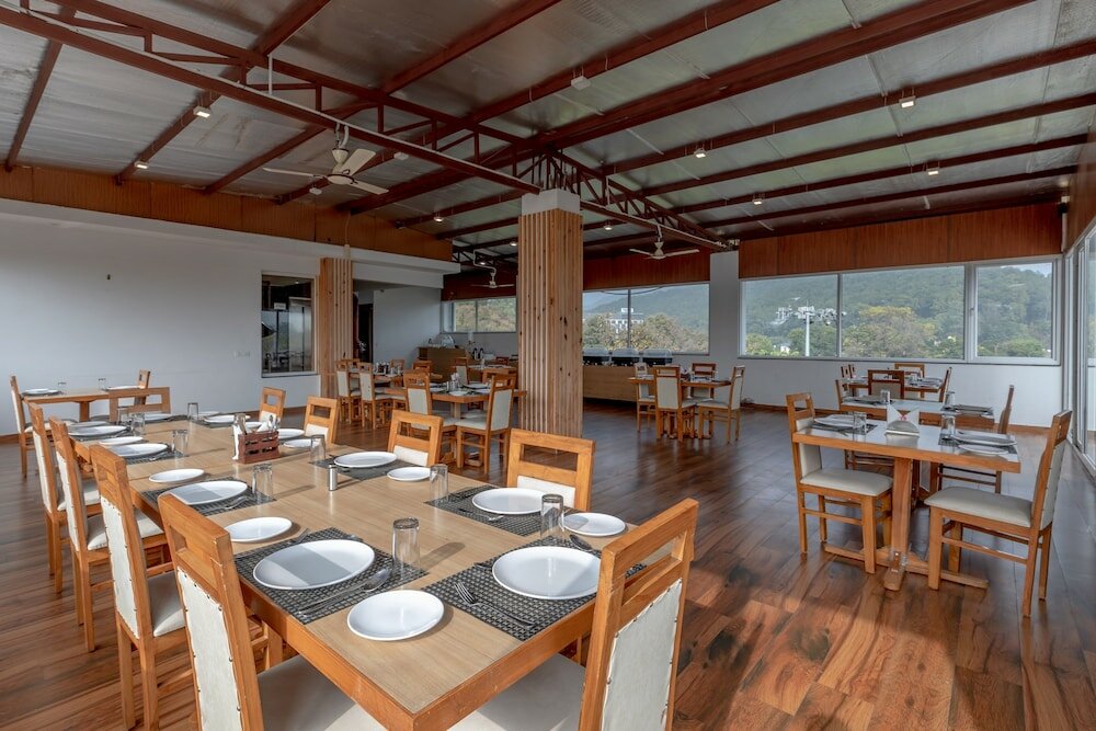 Фото White Rock by The Solitaire Hospitality