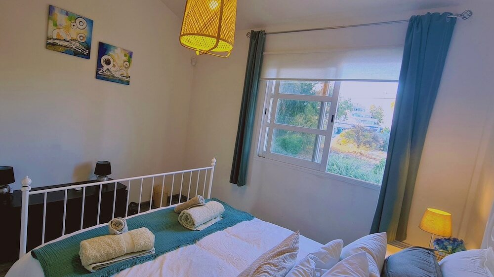 Фото Downtown Retreat by Stay Bnb