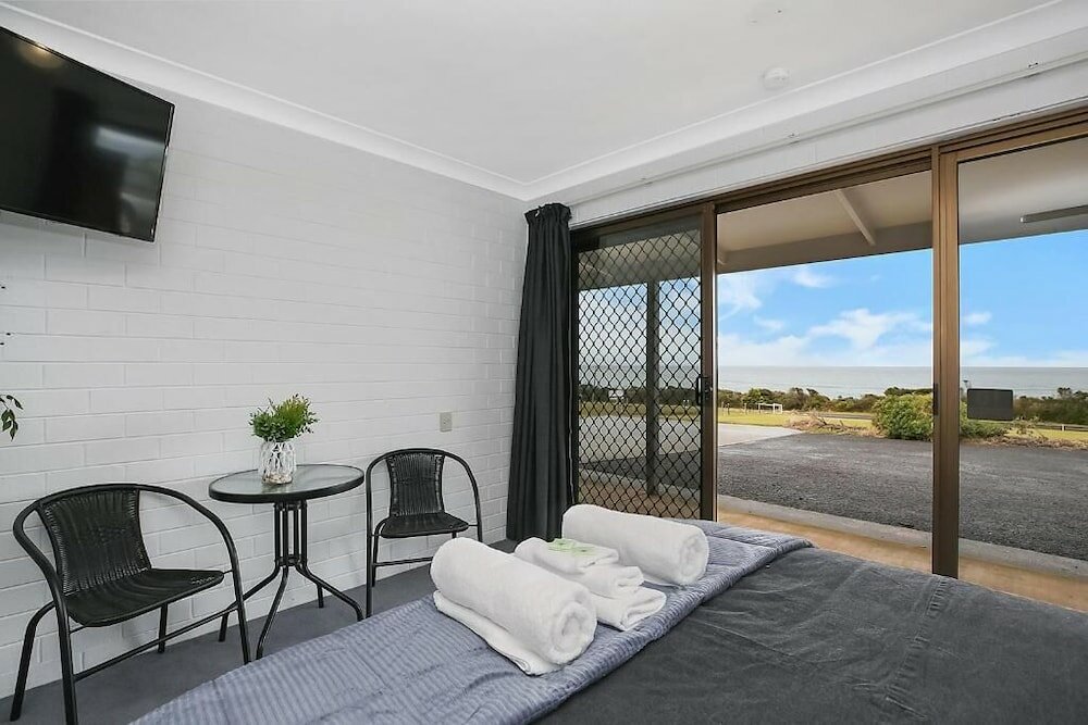 Фото Ocean Road Motel