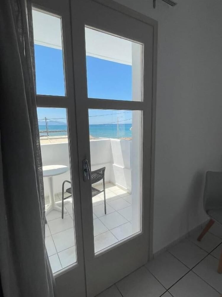 Фото Coralli Beach Hotel