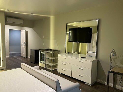 Гостиница Aspire Inn & Suites Orange в Оранже