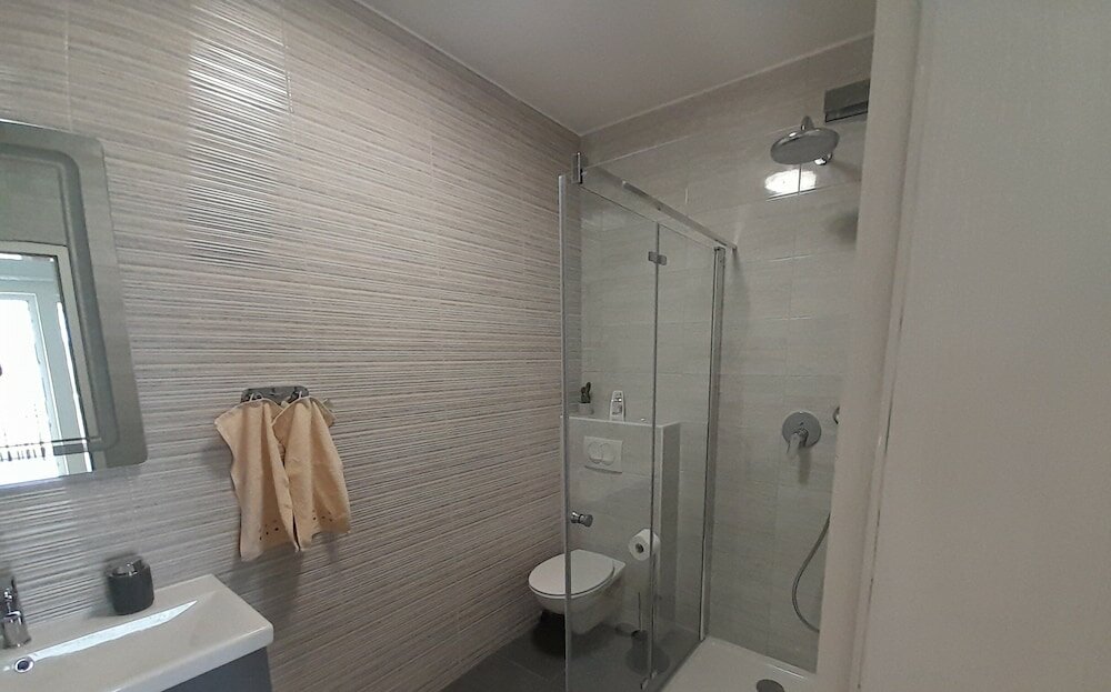 Фото Apartments Dobrila