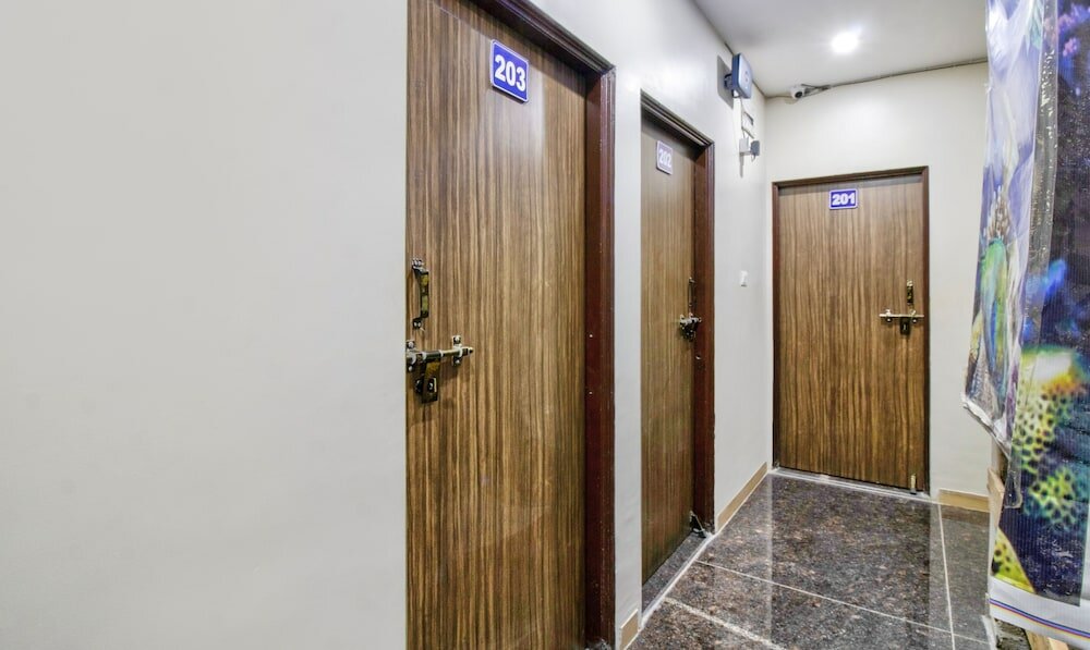 Фото Itsy by Treebo - Shri Guru Service Apartment