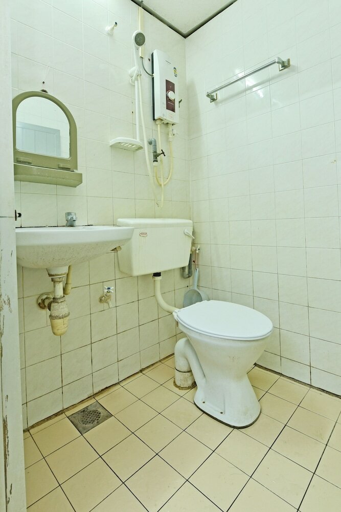 Фото Spot On 90472 Hotel Heritage