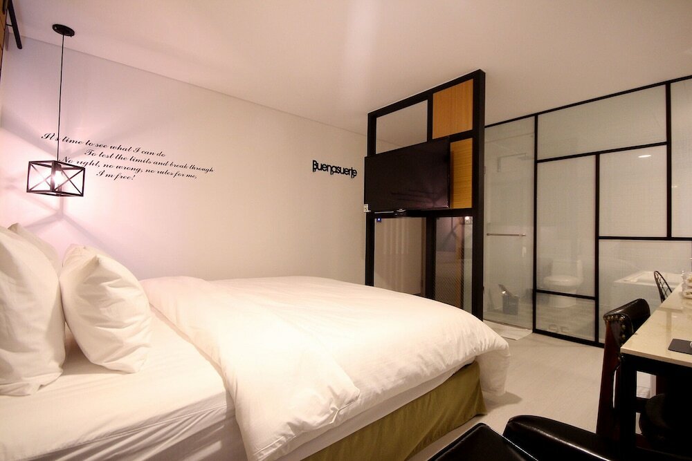 Фото Changwon Sangnam-dong U