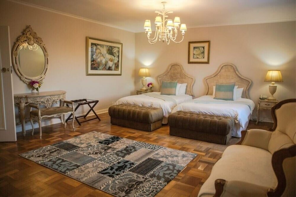 Hotel Stillness Manor & SPA, Capetown, photo