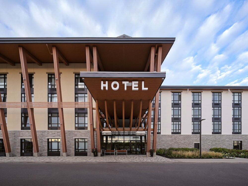 Фото Great Blue Heron Hotel