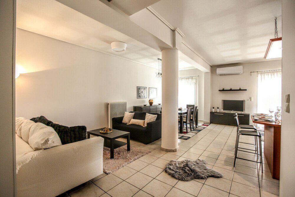 Фото Grand Meteora Central Luxury Apartment