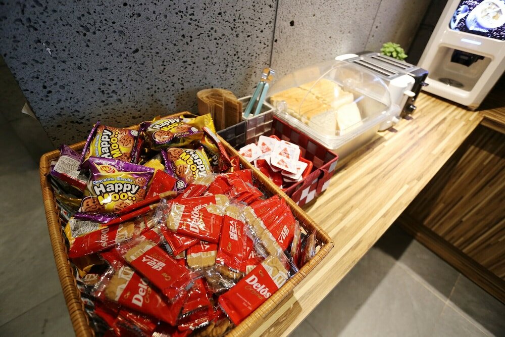 Фото Uiwang Hotel Bobos