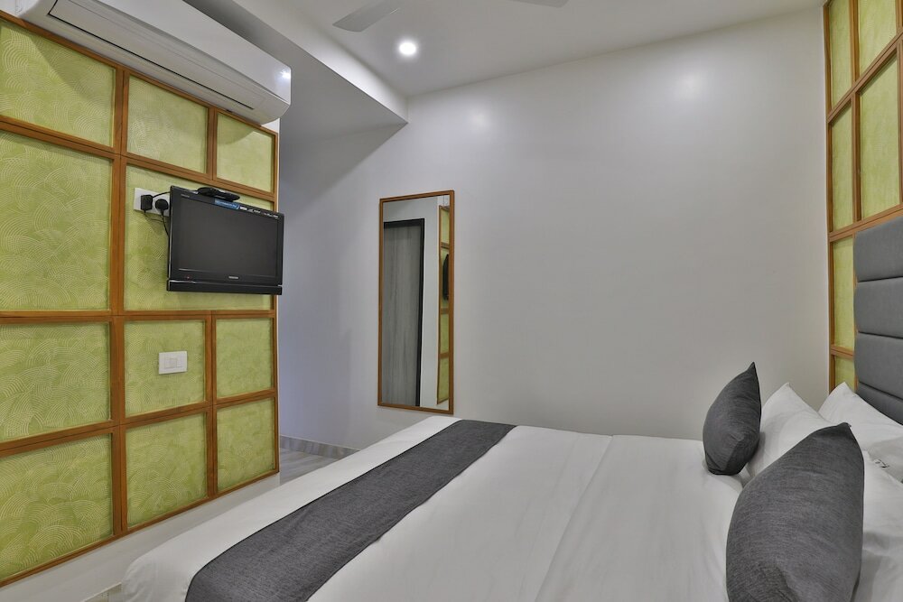 Фото Hotel Urban