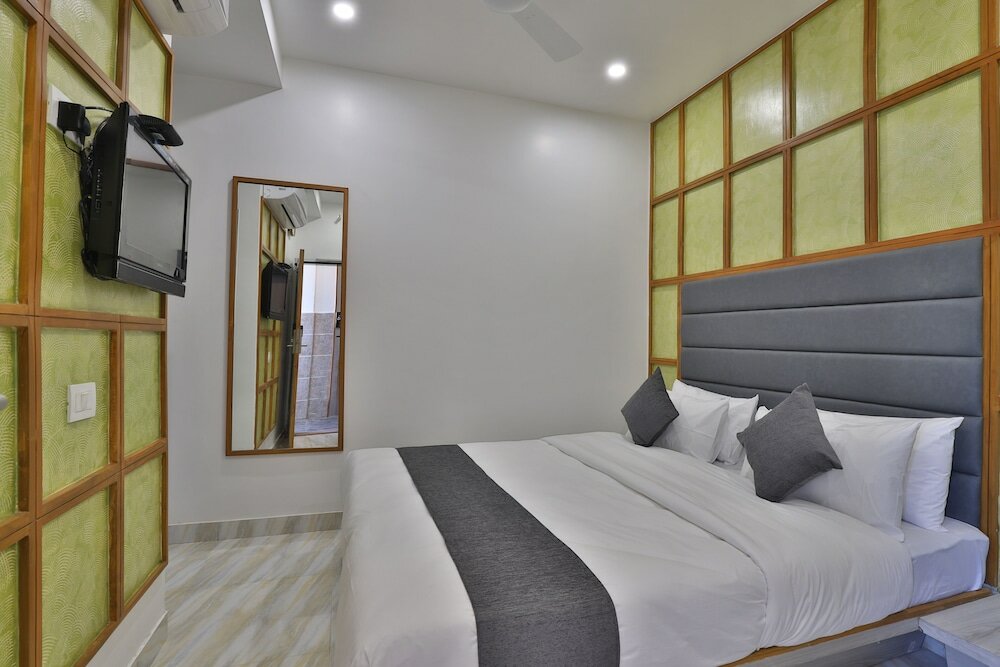 Фото Hotel Urban