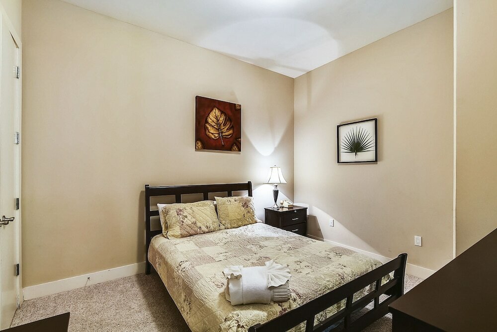 Фото Emerald 707