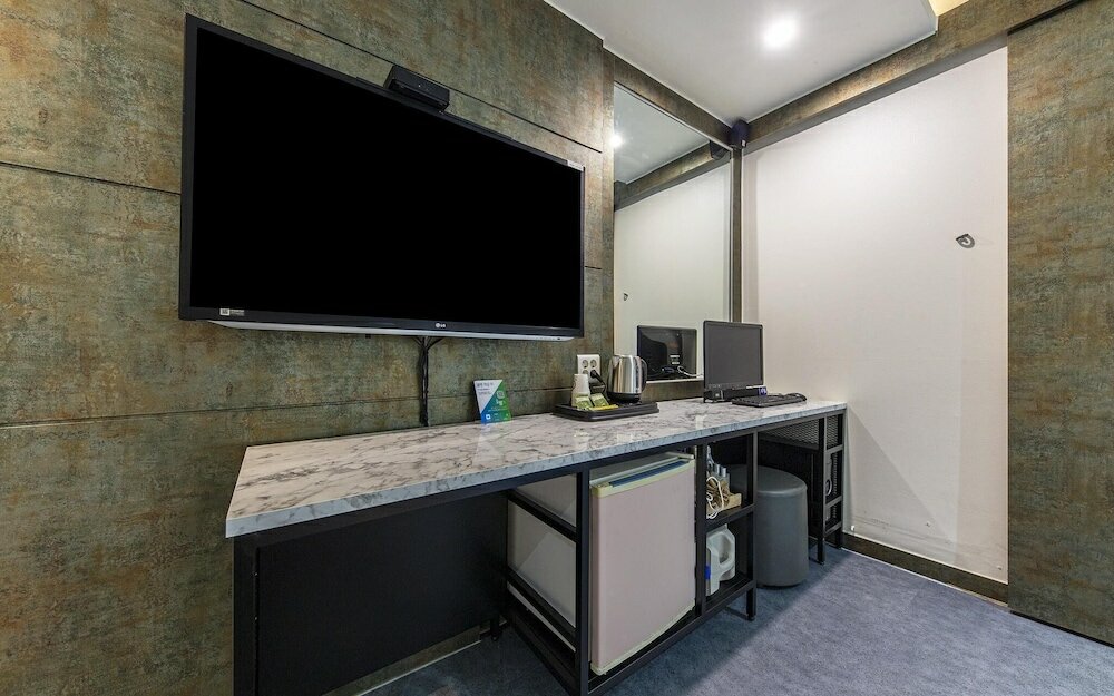 Фото Daejeon Yuseong SPA Tower