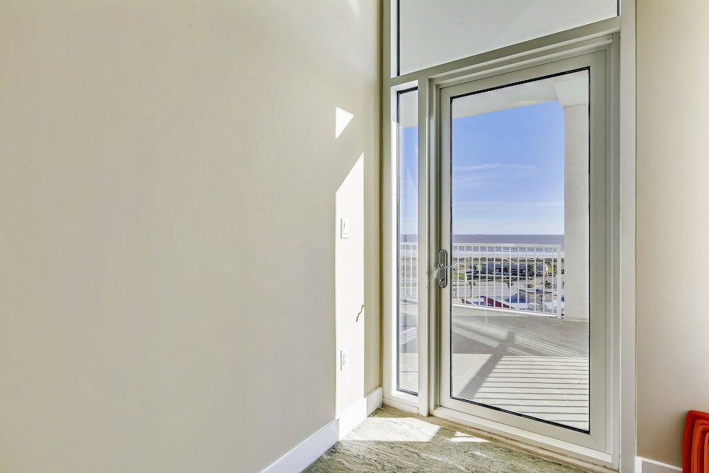 Фото Emerald 712-good Day Sunshine