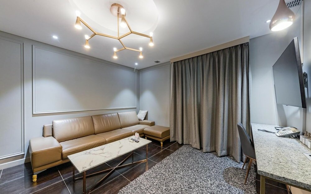 Фото Daejeon Yuseong Bergen Hotel