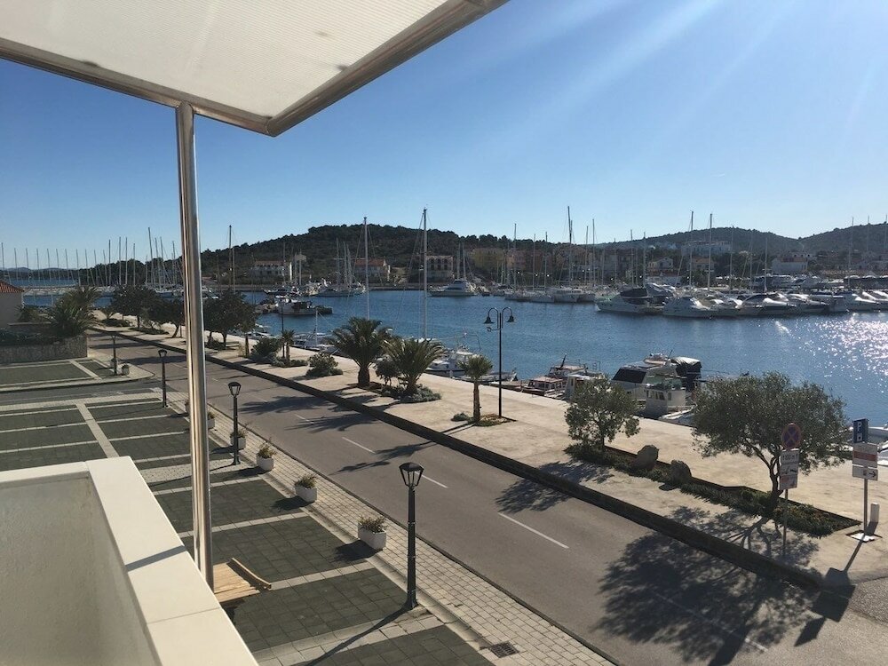 Фото Mar - 10 m From sea - A1