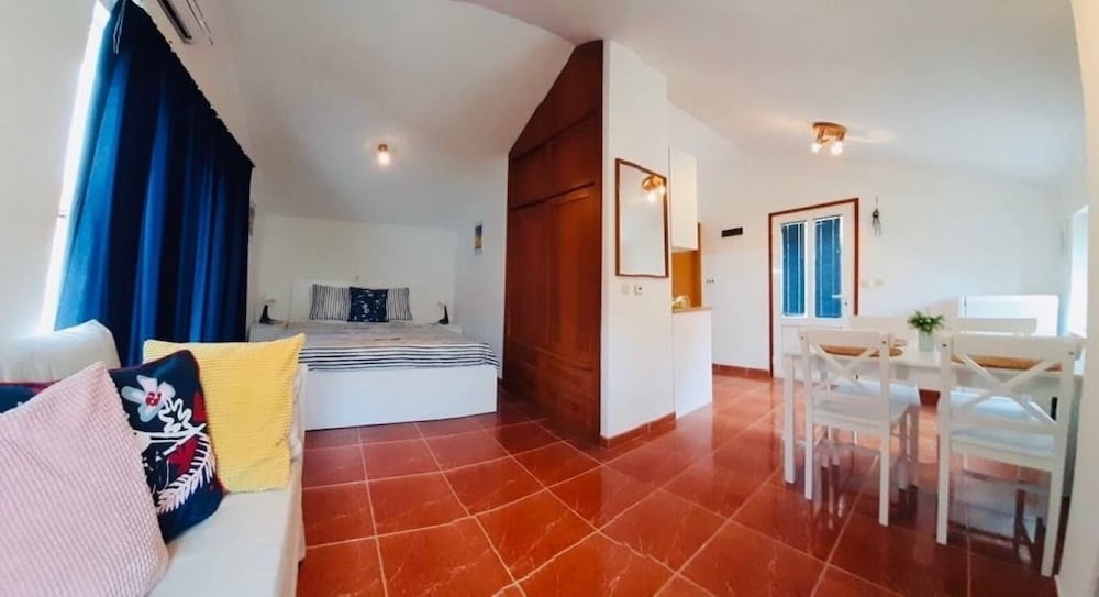 Фото Linda1 - 20m From the sea - Sa1