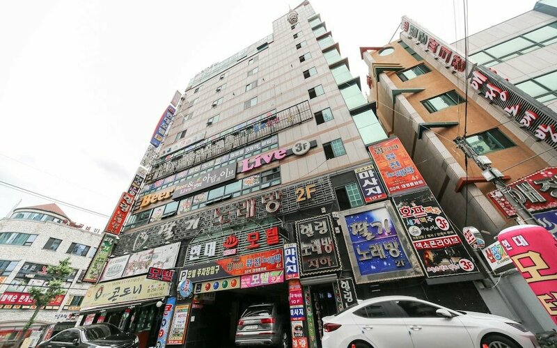 Гостиница Changwon Palyongdong Hyundae в Чханвоне