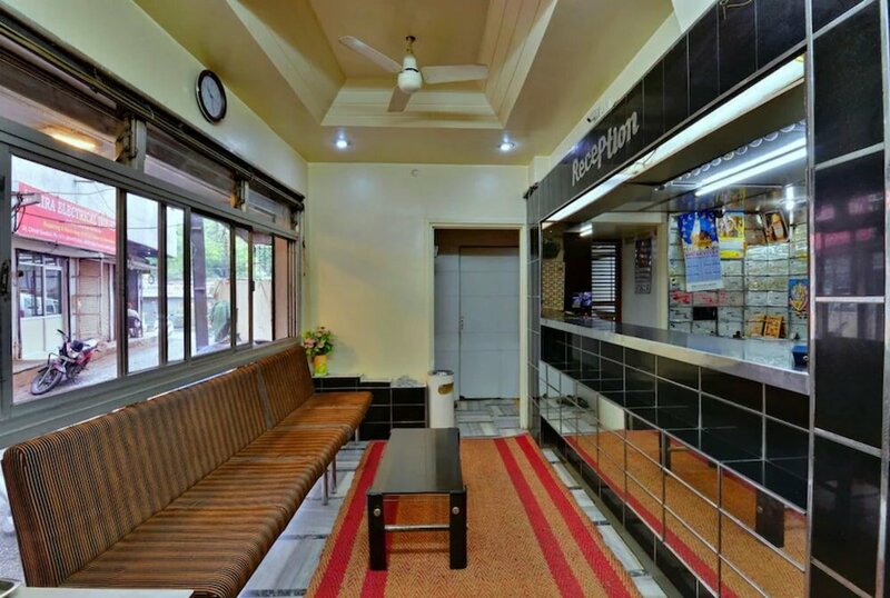 Гостиница Goroomgo Neelam Indore в Индауре