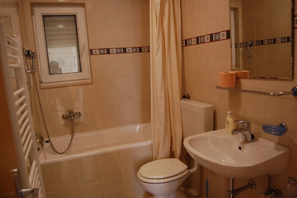 Фото Marti - Free Parking and Grill - A4 - Tamaris