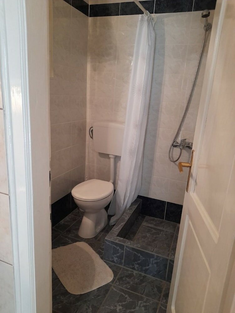 Фото Katrina - With Free Parking - A2-seherezada