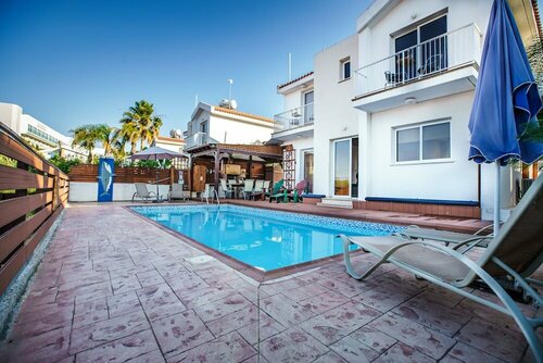 Гостиница Villa kangaroo by Stay BnB в Протарасе