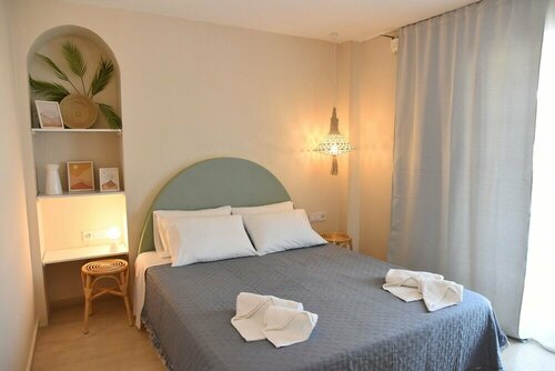 Гостиница StayBridge Apartments, Mesongi