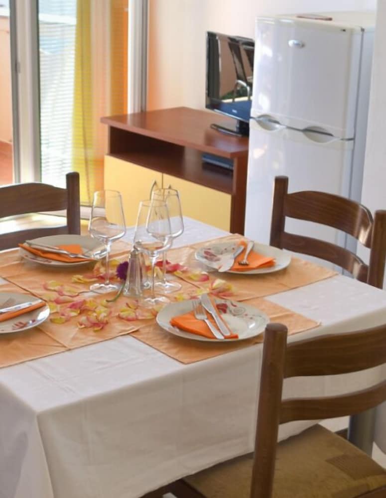 Фото Floral Apartments Pende