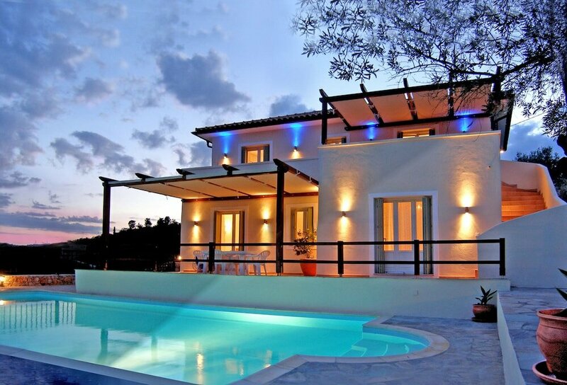 Гостиница Alonissos 4-bedroom Large Villa With Private Pool