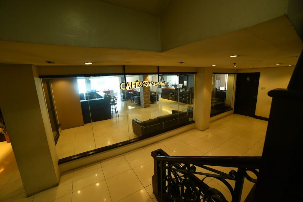 Фото Marcian Business Hotel